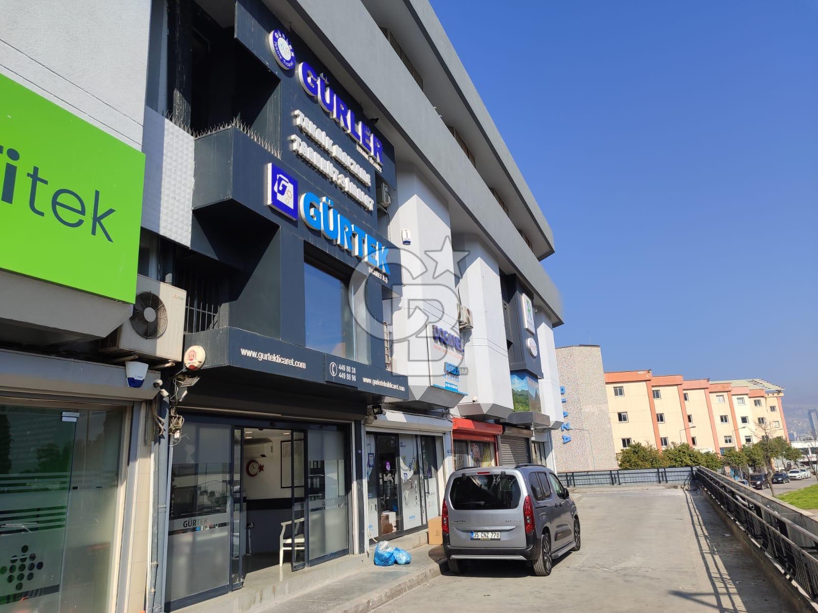 Gıdaçarşısı merkezi konum 3 katlı dükkan