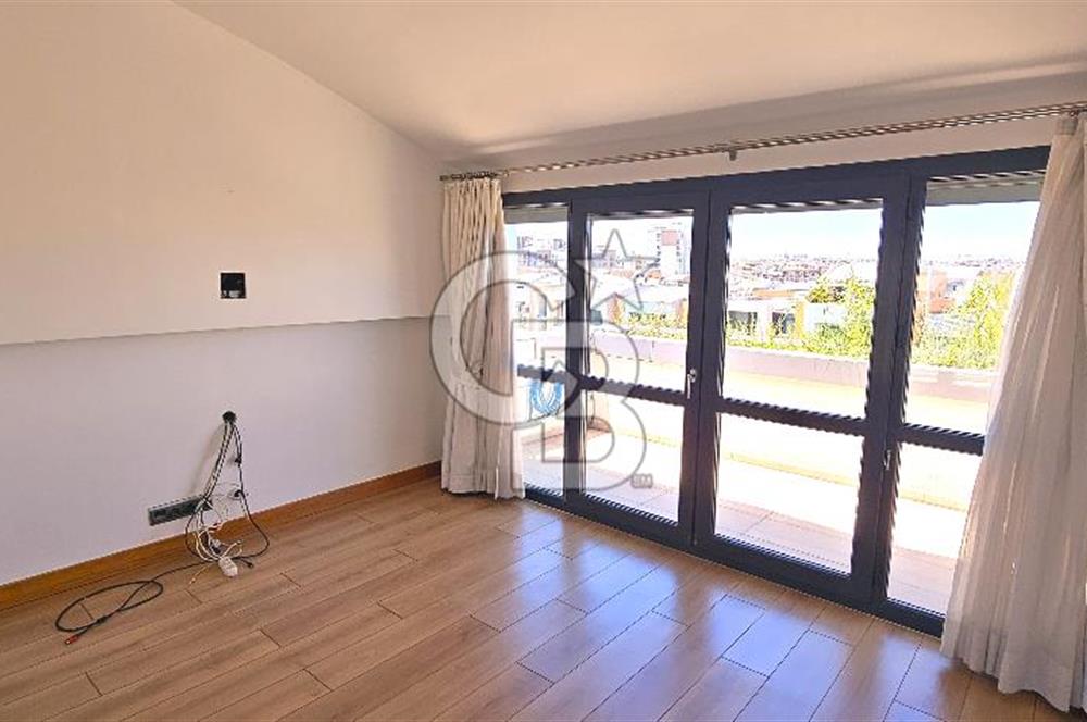 SİNPAŞ LAGÜN SATILIK BENZERSİZ ÖZEL DEKORASYONLU İRİS 3+2 TERAS DUBLEKS DAİRE FIRSATI !!!