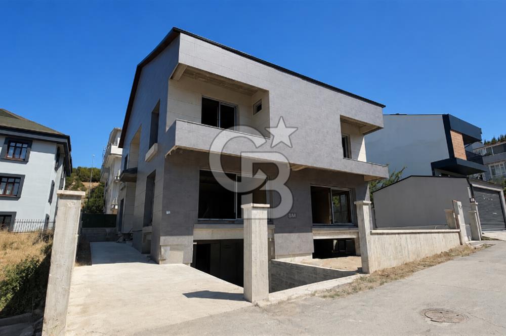 YAŞAMKENT MERKEZİ LOKASYONDA NATAMAM SATILIK KOMPLE BİNA