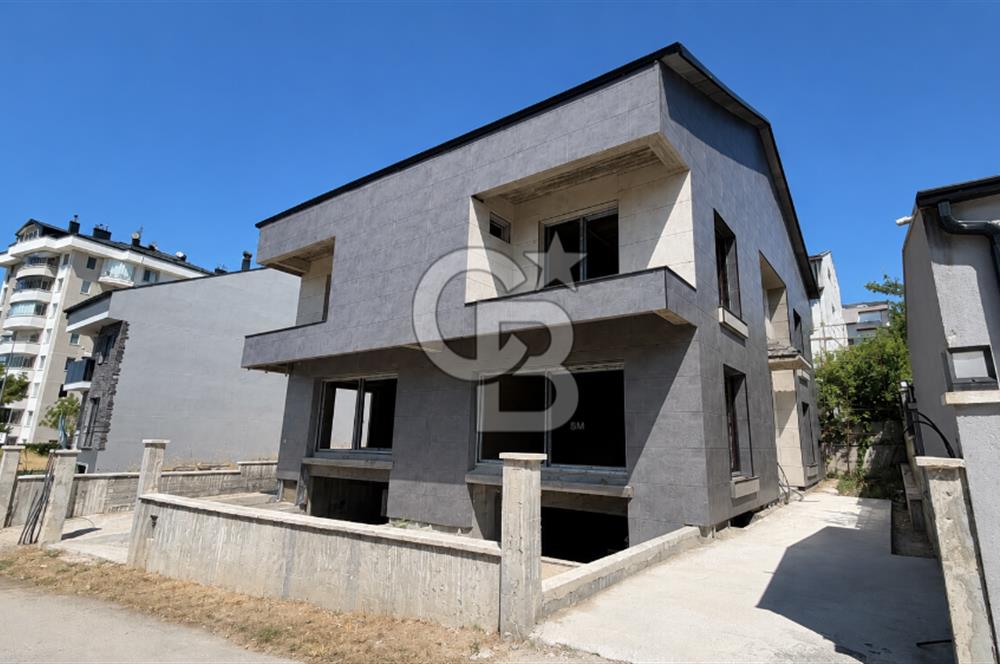 YAŞAMKENT MERKEZİ LOKASYONDA NATAMAM SATILIK KOMPLE BİNA