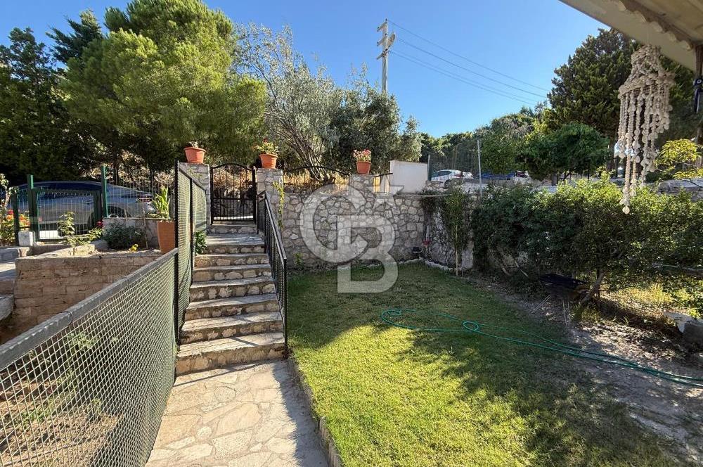 Karaburun mordoğan ayıbalığı koyunda eşsiz manzaralı villa