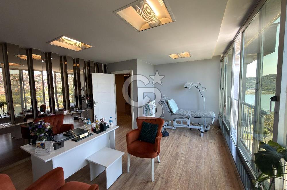 HALIC MANZARALI VE TERASLI! PLAZADA SATILIK PRESTIJLI OFIS