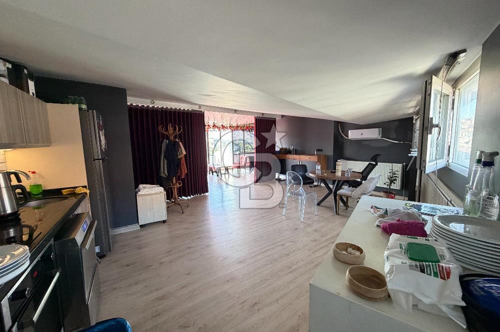 HALIC MANZARALI VE TERASLI! PLAZADA SATILIK PRESTIJLI OFIS
