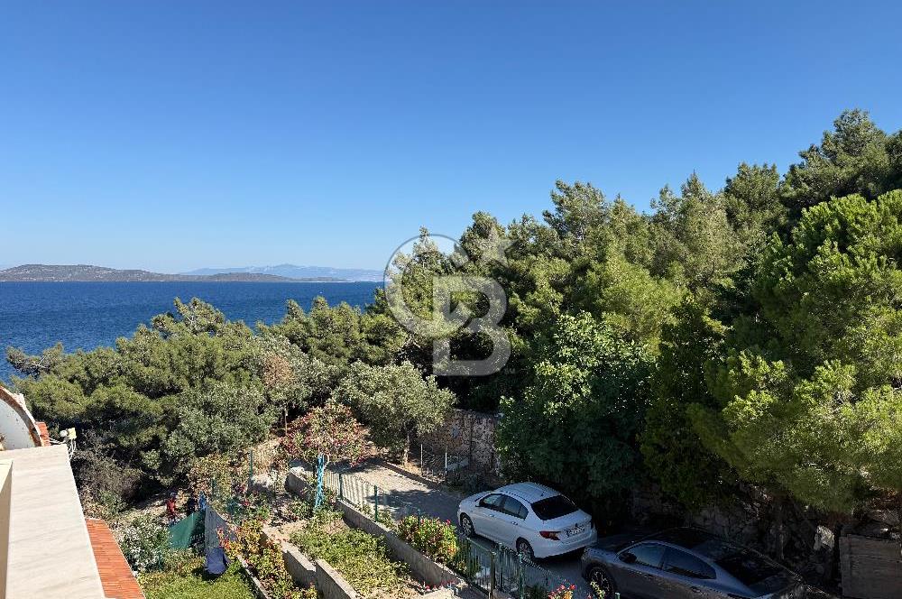 Karaburun mordoğan ayıbalığı koyunda eşsiz manzaralı villa