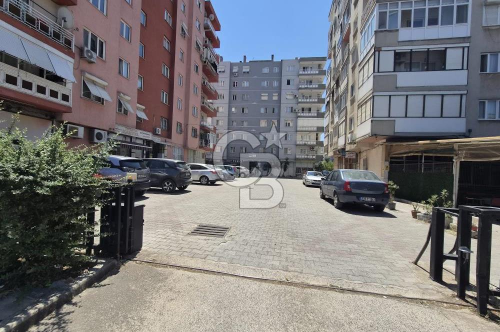 İZMİR BAYRAKLI MANSUROĞLU MAH.'DE 3+1 SATILIK DAİRE