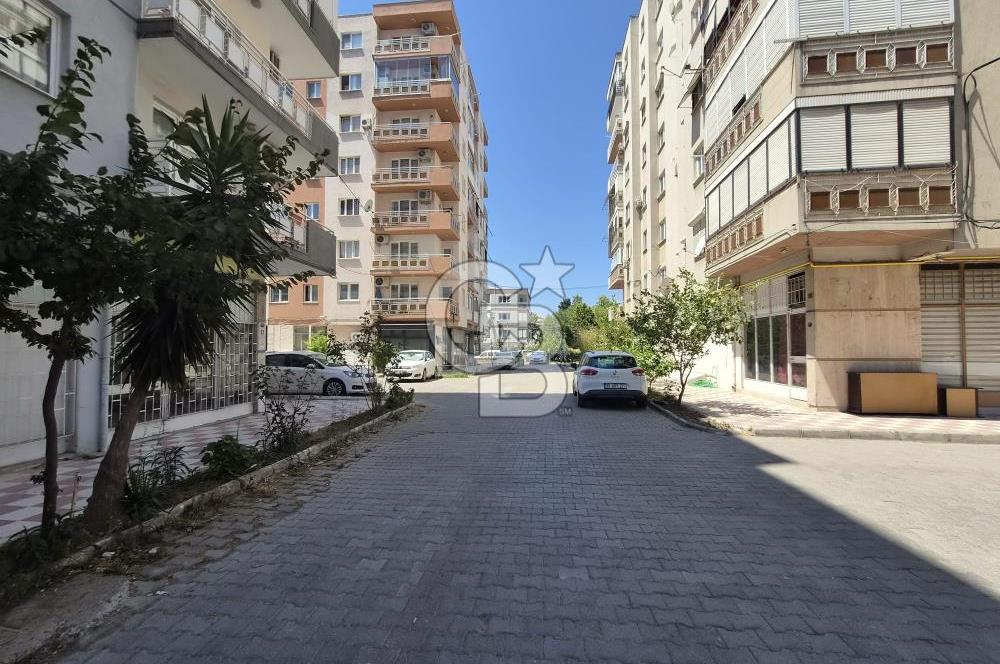 İZMİR BAYRAKLI MANSUROĞLU MAH.'DE 3+1 SATILIK DAİRE