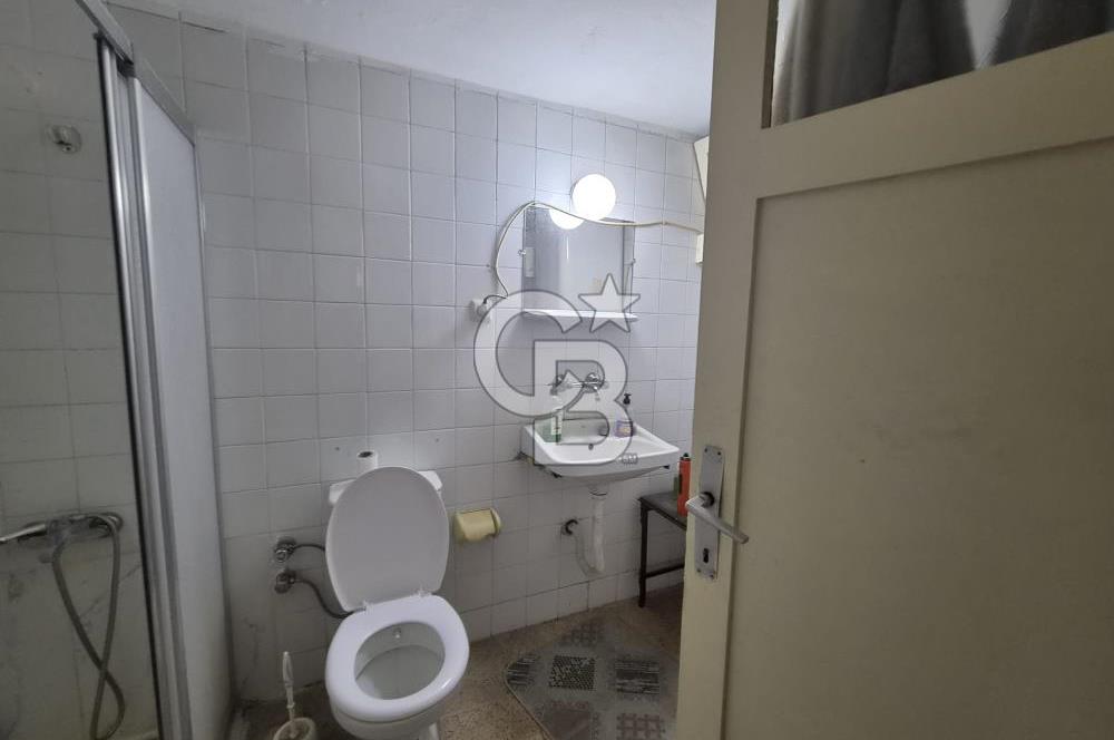 İZMİR BAYRAKLI MANSUROĞLU MAH.'DE 3+1 SATILIK DAİRE