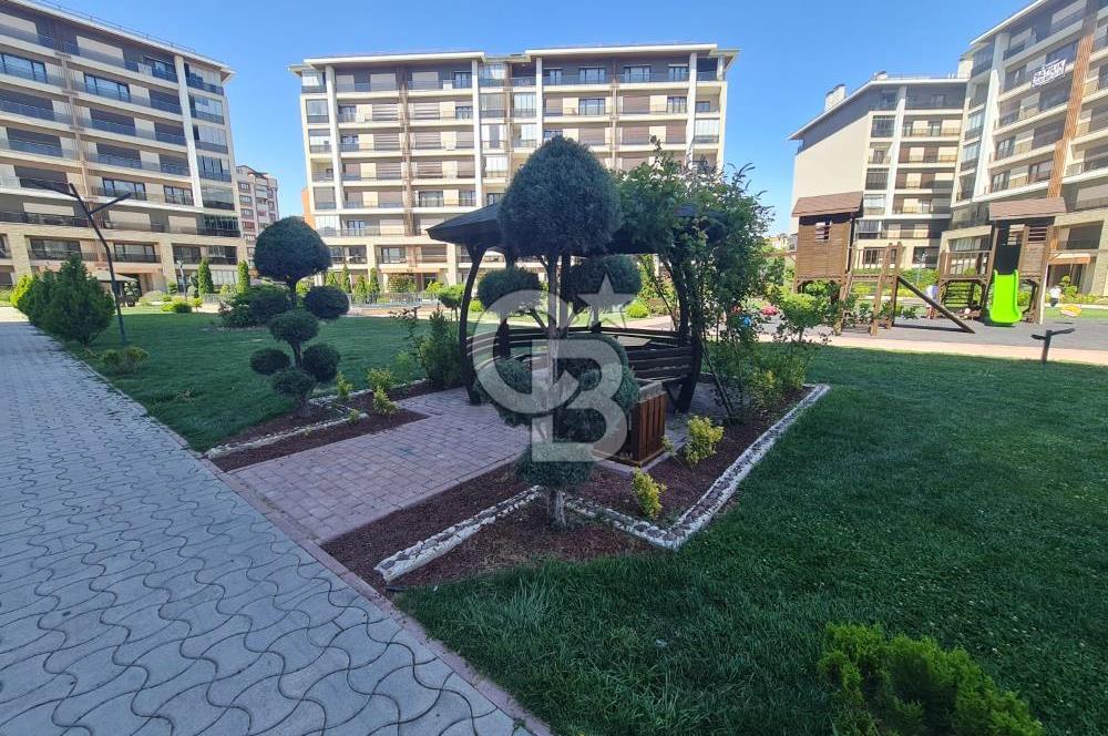 CB DEN MEVA MERAM DA SATILIK 4+1 LÜKS DAİRE