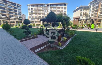 CB DEN MEVA MERAM DA SATILIK 4+1 LÜKS DAİRE
