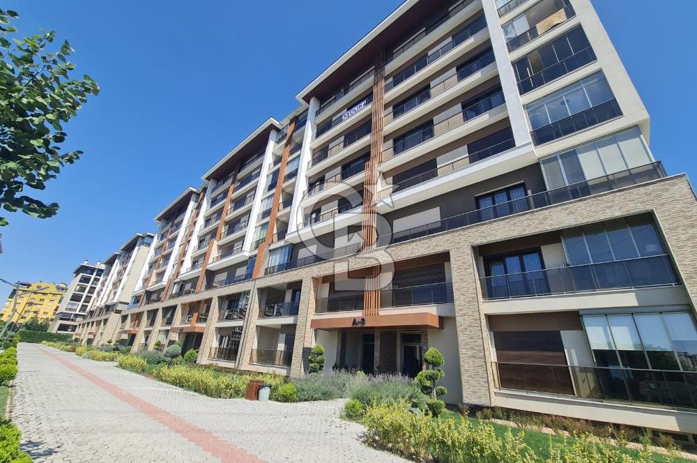 CB DEN MEVA MERAM DA SATILIK 4+1 LÜKS DAİRE