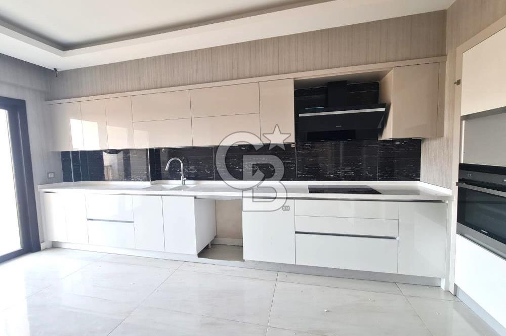 CB DEN MEVA MERAM DA SATILIK 4+1 LÜKS DAİRE