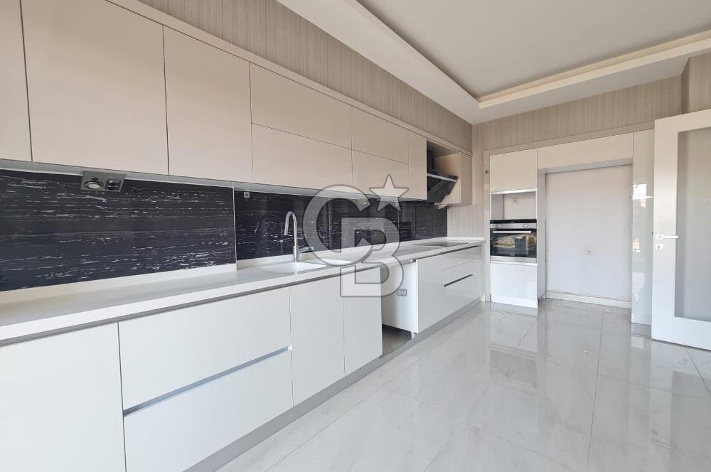 CB DEN MEVA MERAM DA SATILIK 4+1 LÜKS DAİRE