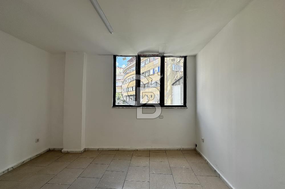 ÇAĞLAYAN ADLİYESİNE 500 M / KOMPLE KAT / 243 M2-PRESTİJLİ BİNA