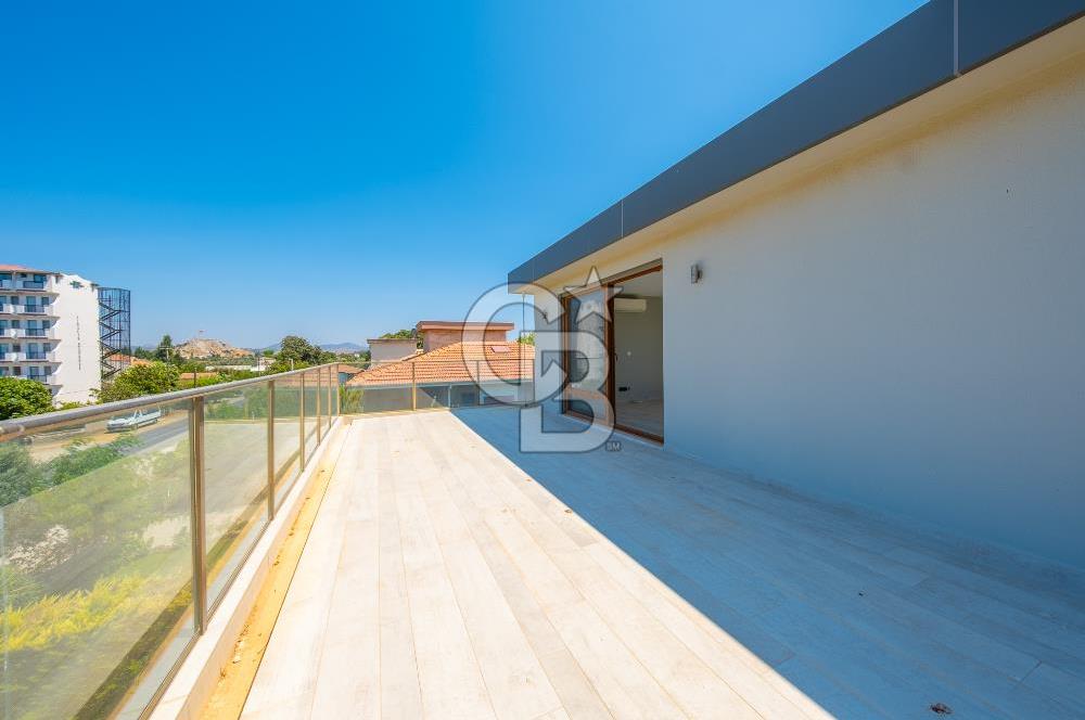 TEOS MARİNAYA YÜRÜME MESAFESİNDE TAM MÜSTAKİL 4+1 VİLLA