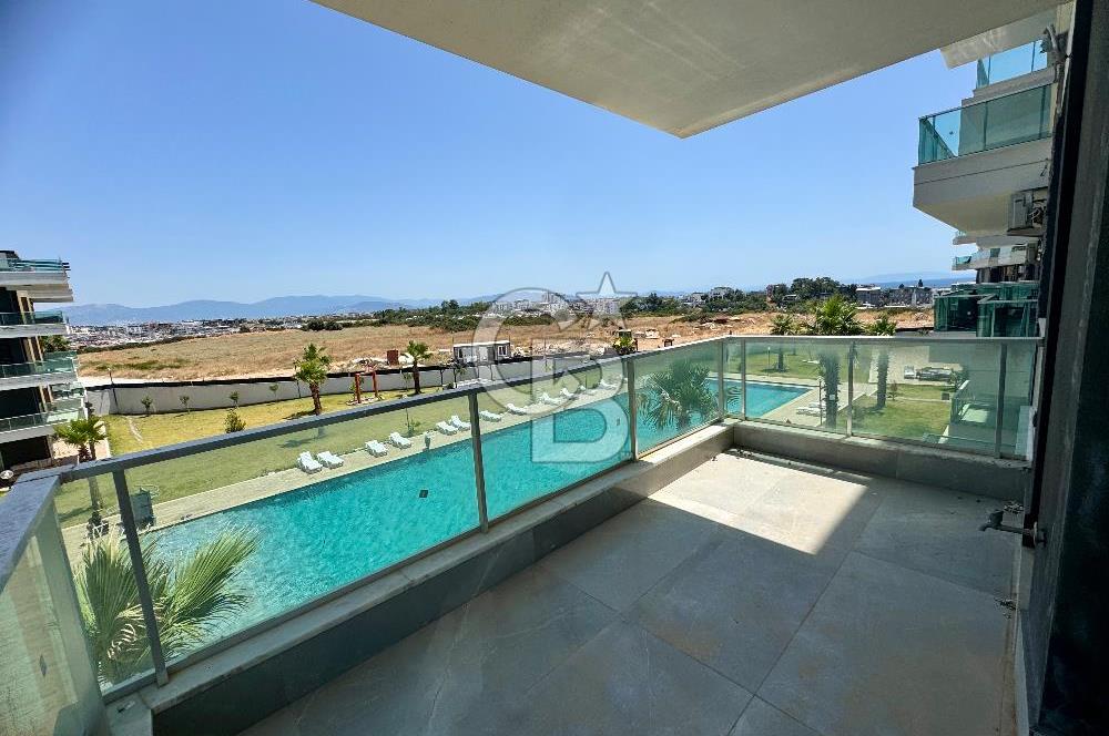 Altınkum’da Havuzlu Site içinde Kiralık 2+1 Daire 