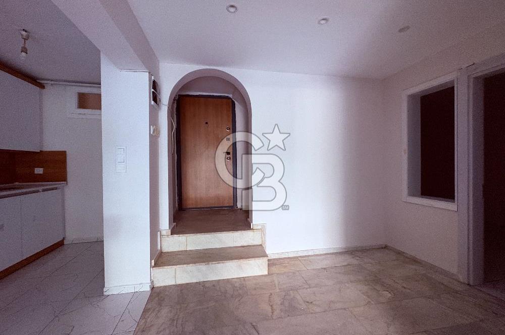 Karşıyaka Nergiz Bahçeli Açık Mutfak Kiralık 2+1