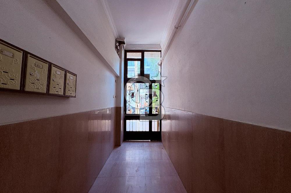 Karşıyaka Nergiz Bahçeli Açık Mutfak Kiralık 2+1