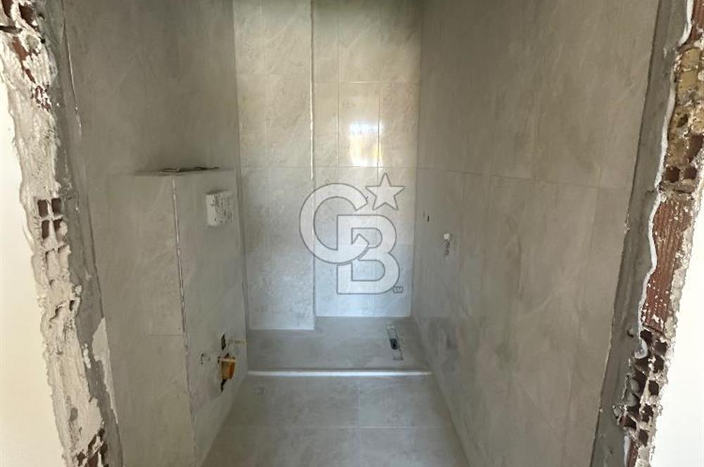 Barbaros Mahallesinde Satılık 2+1 Ferah Güney Cephe Net 80 m2