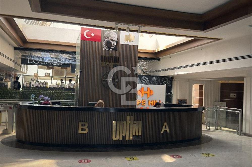 Ataşehir Uphill Kuleler'de Devren Kiralık Muayenehaneye Uygun