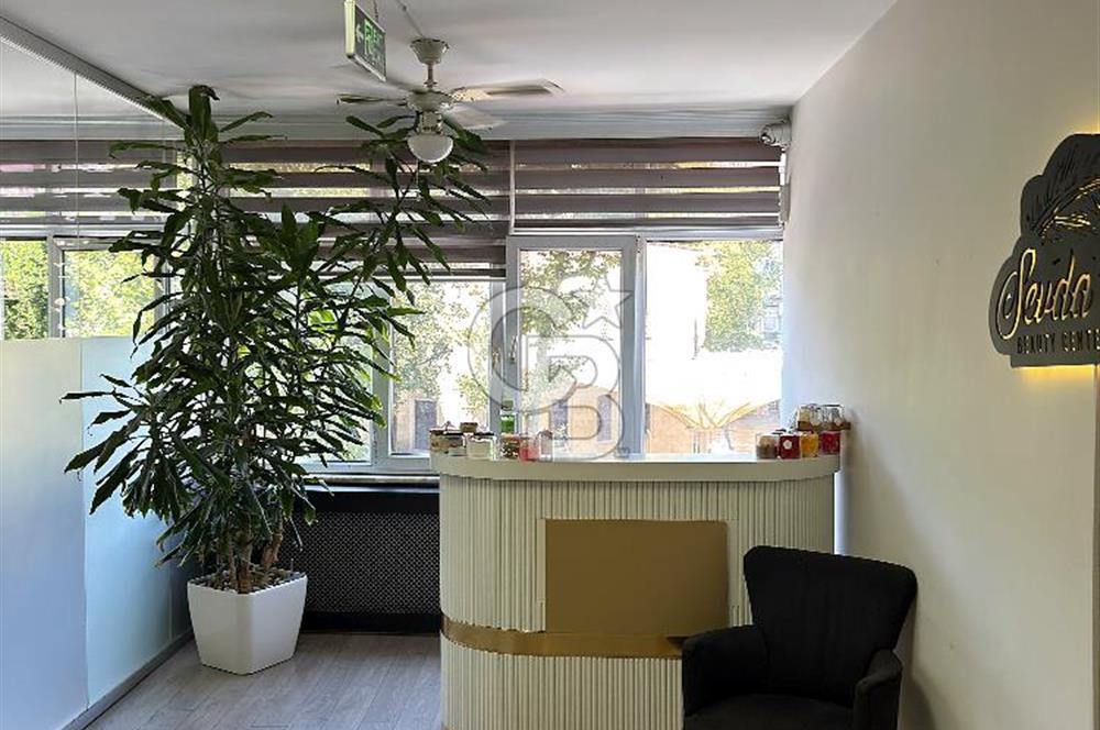 Şişli Cevahir AVM Yanı, Cadde Üstü 10 Yıllık Merkez