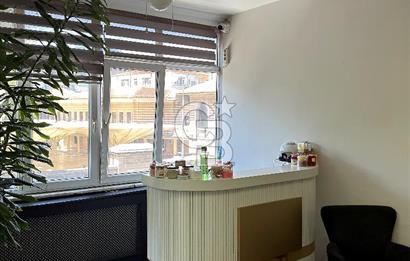 Şişli Cevahir AVM Yanı, Cadde Üstü 10 Yıllık Merkez