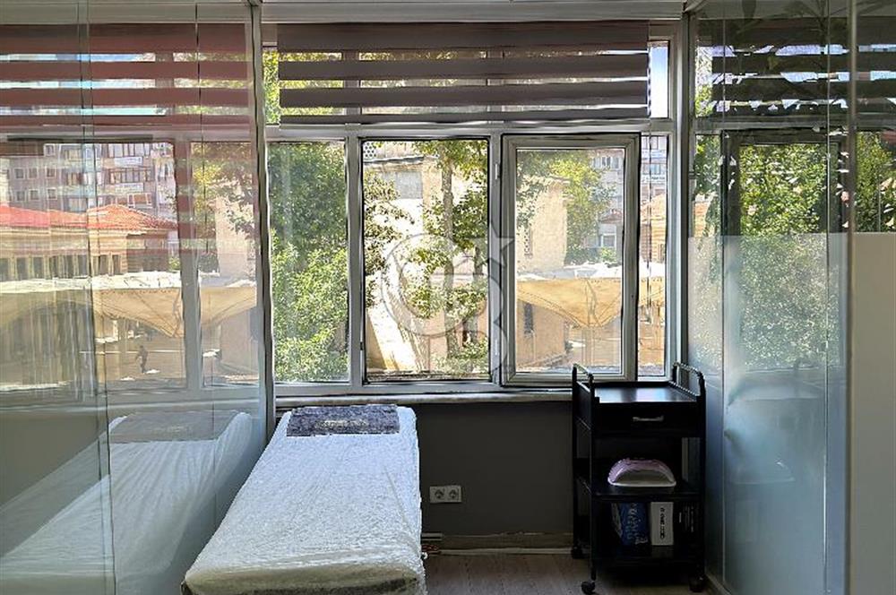 Şişli Cevahir AVM Yanı, Cadde Üstü 10 Yıllık Merkez