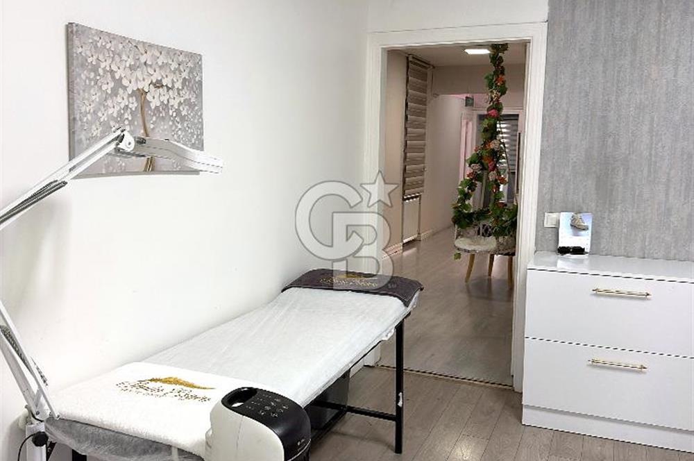 Şişli Cevahir AVM Yanı, Cadde Üstü 10 Yıllık Merkez