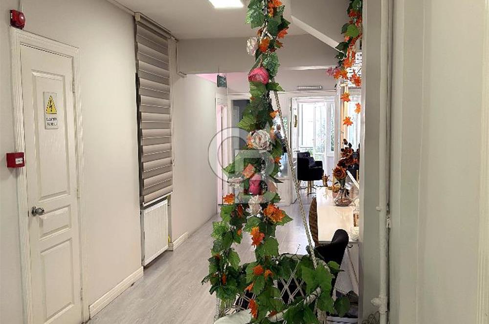 Şişli Cevahir AVM Yanı, Cadde Üstü 10 Yıllık Merkez
