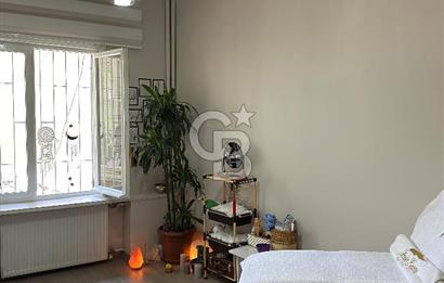 Şişli Cevahir AVM Yanı, Cadde Üstü 10 Yıllık Merkez