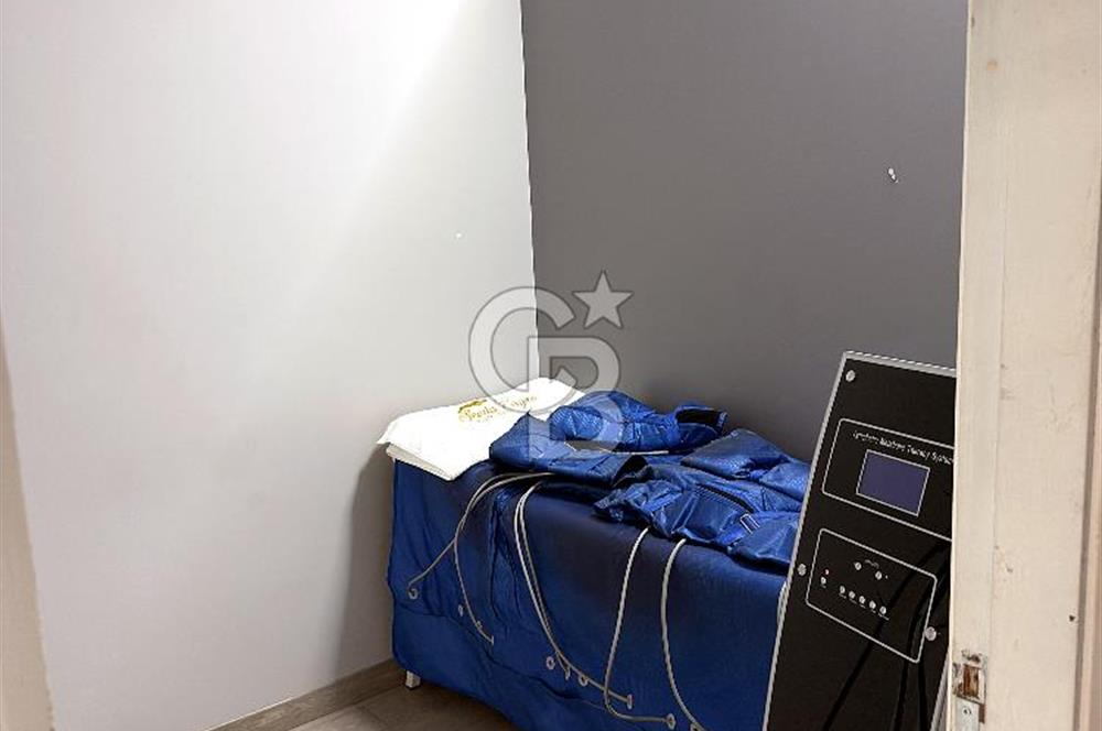 Şişli Cevahir AVM Yanı, Cadde Üstü 10 Yıllık Merkez