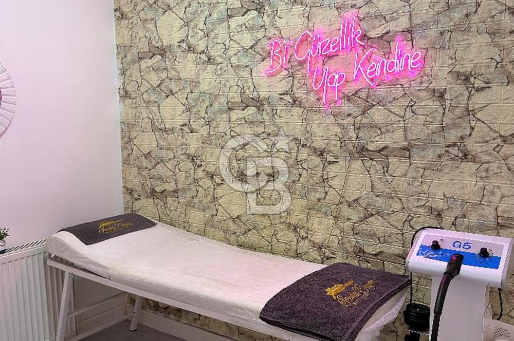 Şişli Cevahir AVM Yanı, Cadde Üstü 10 Yıllık Merkez