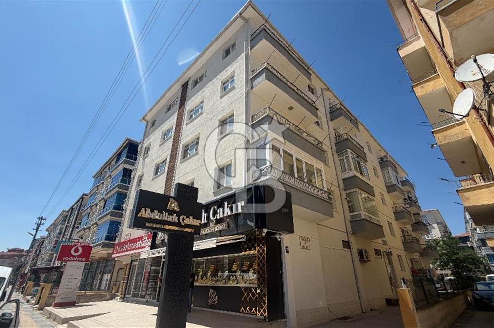 SİNCAN YENİKENT FEVZİ ÇAKMAK CADDE ÜZERİ SATILIK GENİŞ 3+1 DAİRE