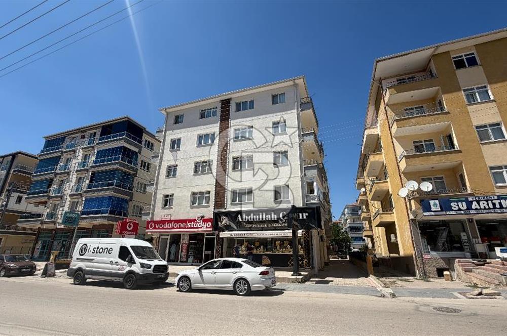 SİNCAN YENİKENT FEVZİ ÇAKMAK CADDE ÜZERİ SATILIK GENİŞ 3+1 DAİRE