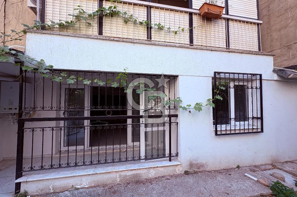 Karşıyaka Nergiz Bahçeli Açık Mutfak Kiralık 2+1