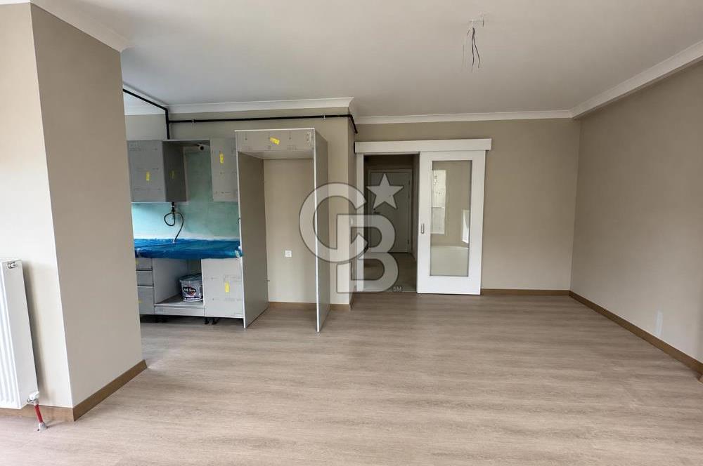 Acıbadem de Ferah Merkezi Açık Mutfak Kiralık 2+1 