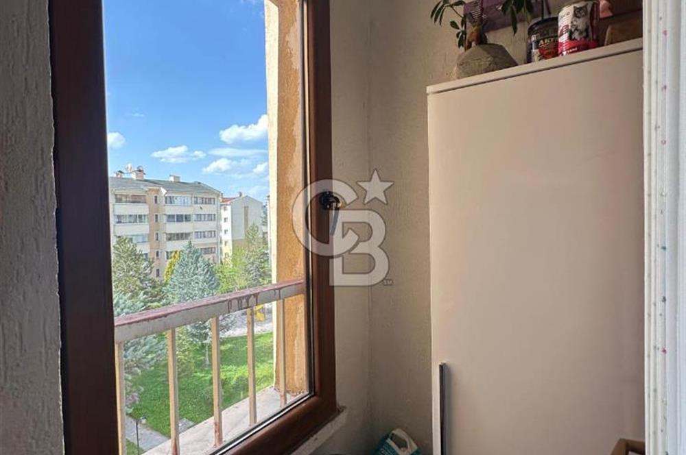 BERRAK SİTESİ MERKEZİ KONUMDA SATILIK 3+1 DAİRE