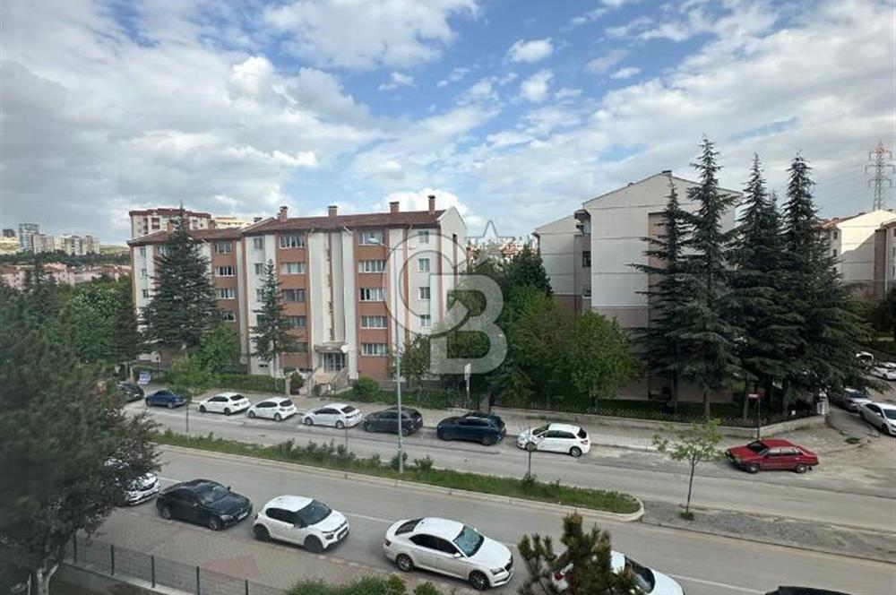 BERRAK SİTESİ MERKEZİ KONUMDA SATILIK 3+1 DAİRE