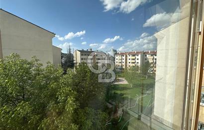 BERRAK SİTESİ MERKEZİ KONUMDA SATILIK 3+1 DAİRE