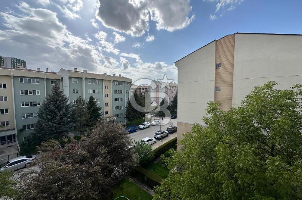 BERRAK SİTESİ MERKEZİ KONUMDA SATILIK 3+1 DAİRE