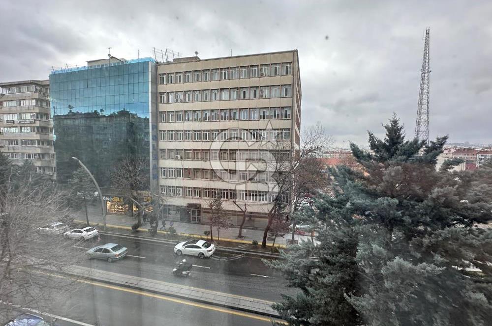 GMK BULVARI ÜZERİ ASANSÖRLÜ YAPILI SATILIK 3+1 DAİRE