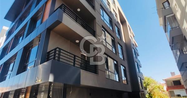 KIZILAYA YÜRÜME MESAFESİNDE SATILIK ARA KAT 1+1 DAİRE - 363938