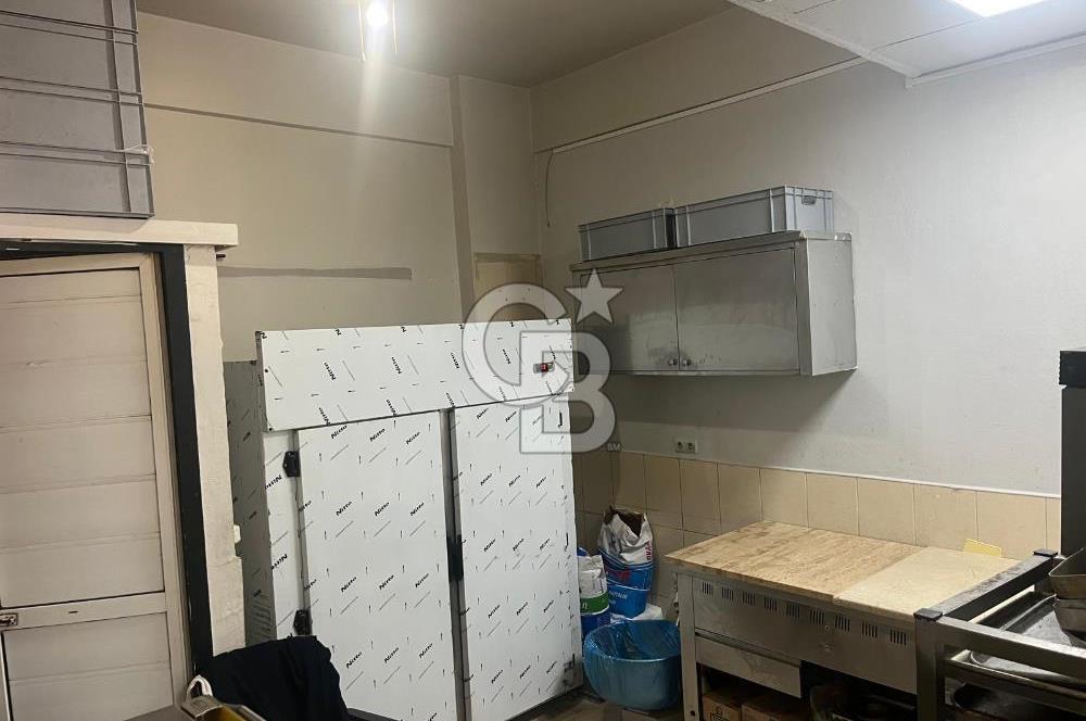 Narlıdere Mithatpaşa Caddesi'nde Cadde Üzeri Devren Kiralık Hazır Fırın İşletmesi