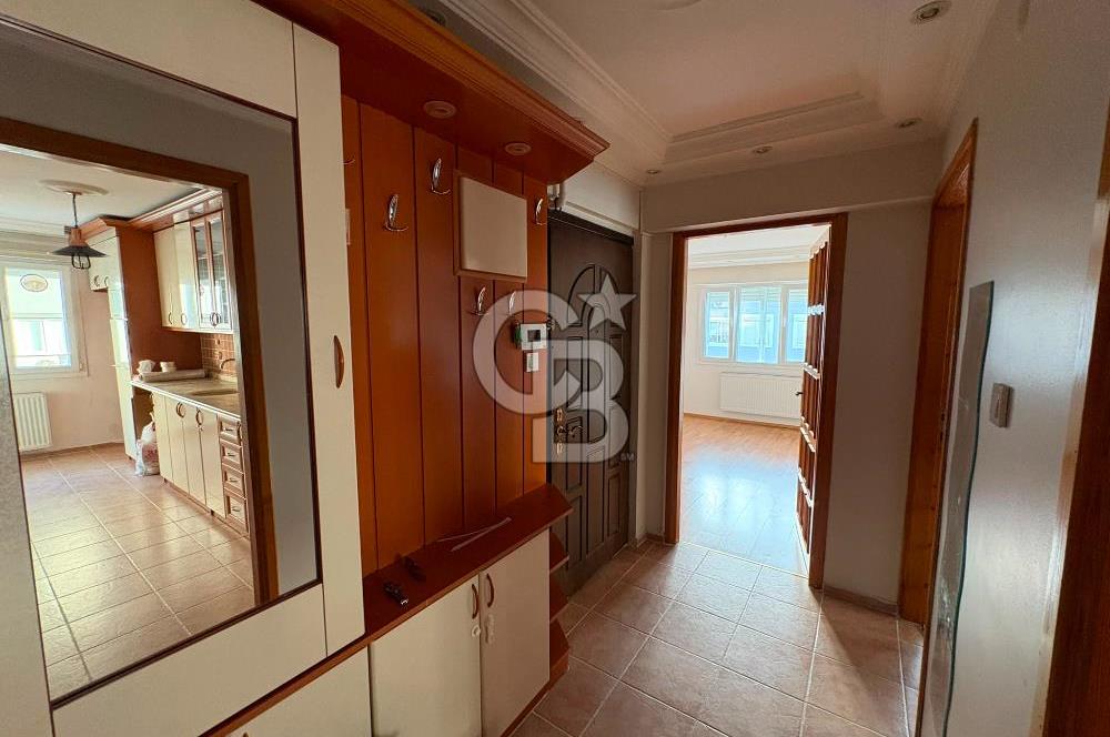 Karaağlar'da geniş 3+1 Kiralık daire