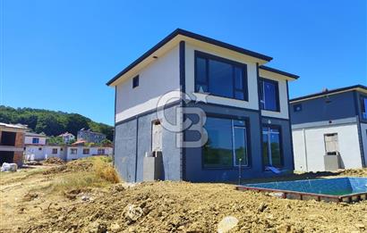 KUMCAĞIZ'DA OTURUMA HAZIR | BAHÇELİ | HAVUZLU 4+1 SATILIK VİLLA