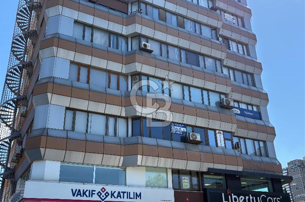 KADIKÖY EVLENDİRME KARŞISI İŞHANINDA KİRALIK EŞYALI OFİS 35 M2 