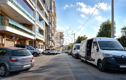Karabağlar’da İnönü Caddesi’ne 500 m Mesafede Satılık Dükkan