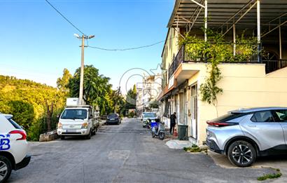 Karabağlar’da İnönü Caddesi’ne 500 m Mesafede Satılık Dükkan