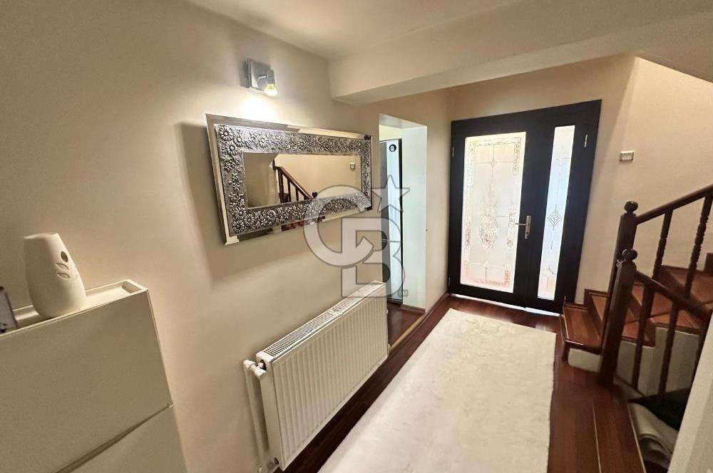 BATIKENT BARIŞ SİTESİNDE YAPILI SATILIK TRİBLEKS 6+1 VİLLA