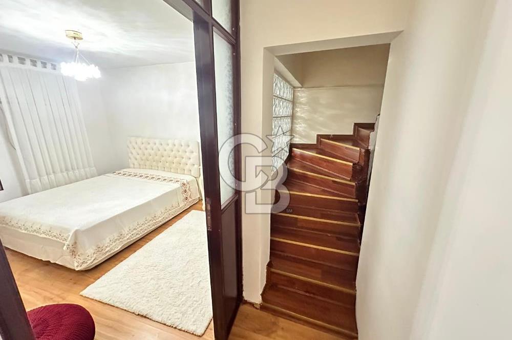 BATIKENT BARIŞ SİTESİNDE YAPILI SATILIK TRİBLEKS 6+1 VİLLA