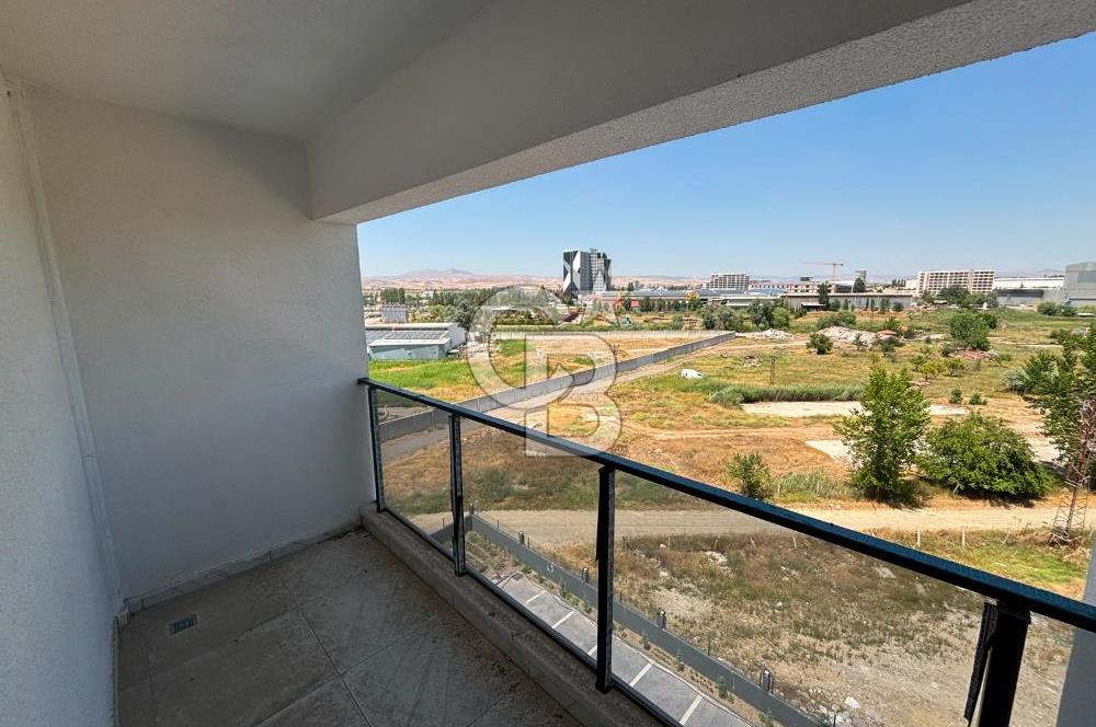 ESENBOĞA PROTOKOL YOLUNDA SIFIR GÜVENLİKLİ SİTEDE 1+1 KİRALIK!